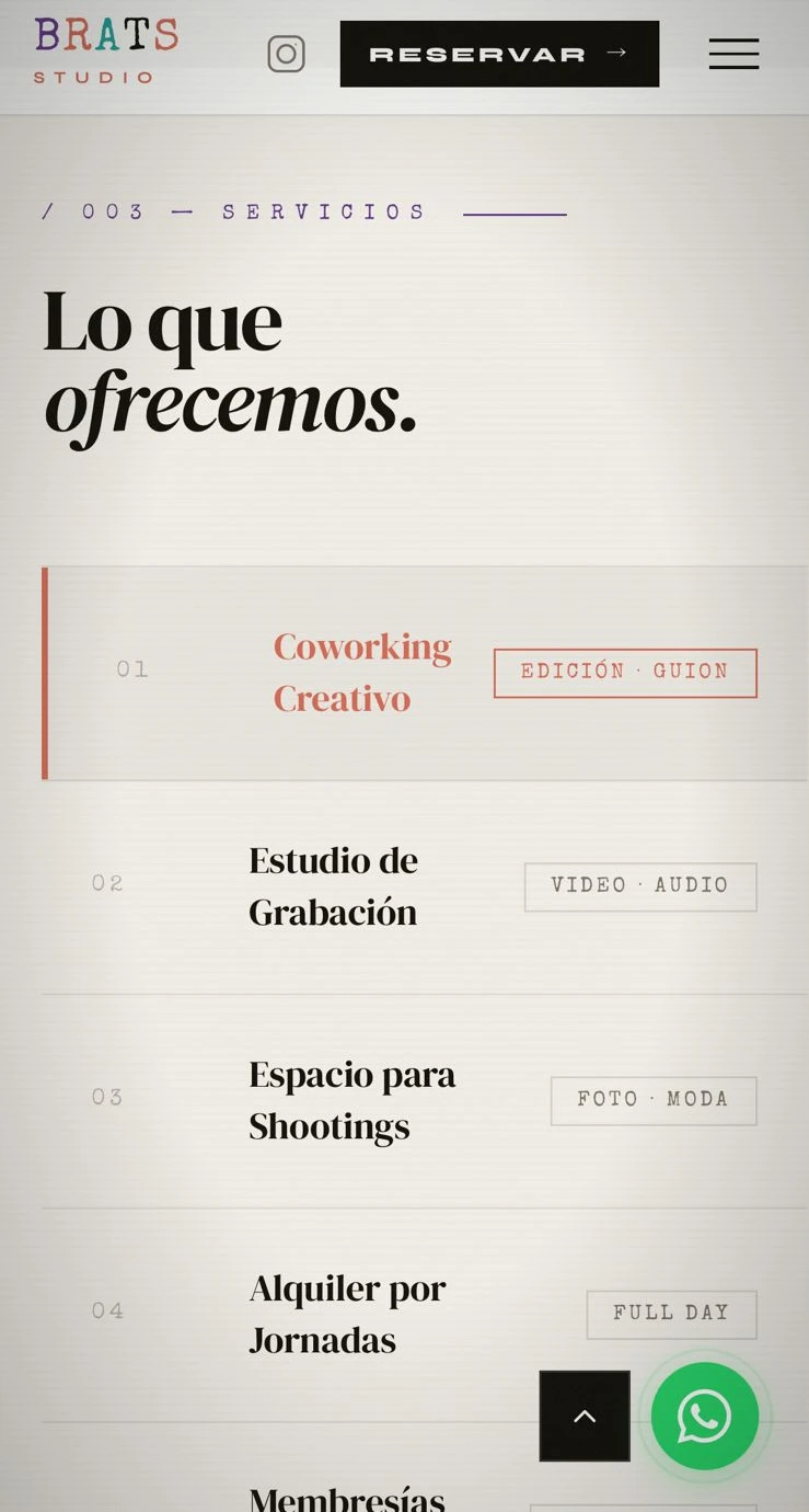 Brats Studio en celular: sección Lo que ofrecemos